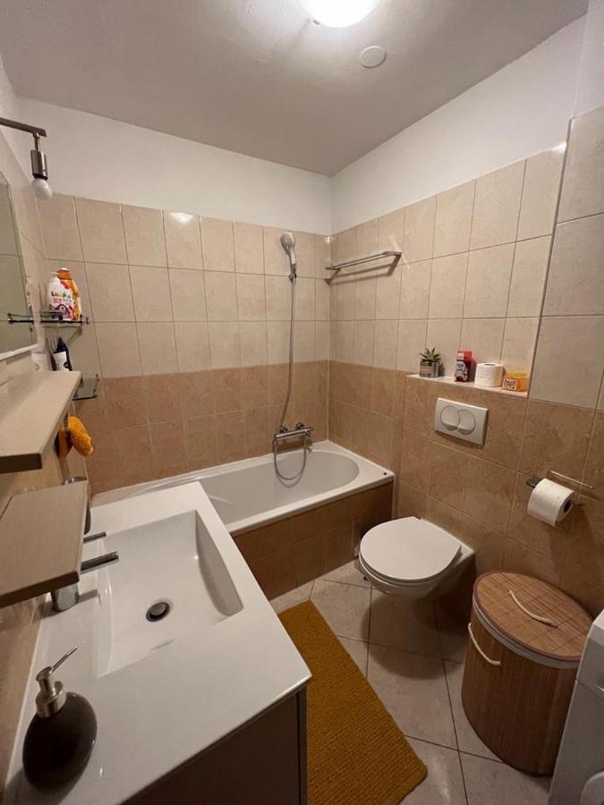 Apartman West - Private Parking Place Zagreb Eksteriør billede