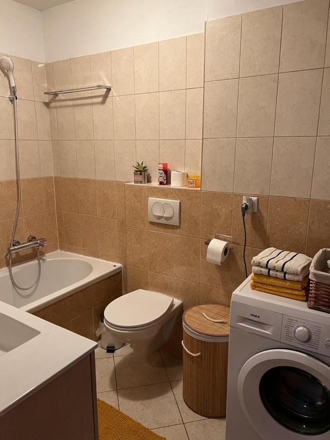 Apartman West - Private Parking Place Zagreb Eksteriør billede