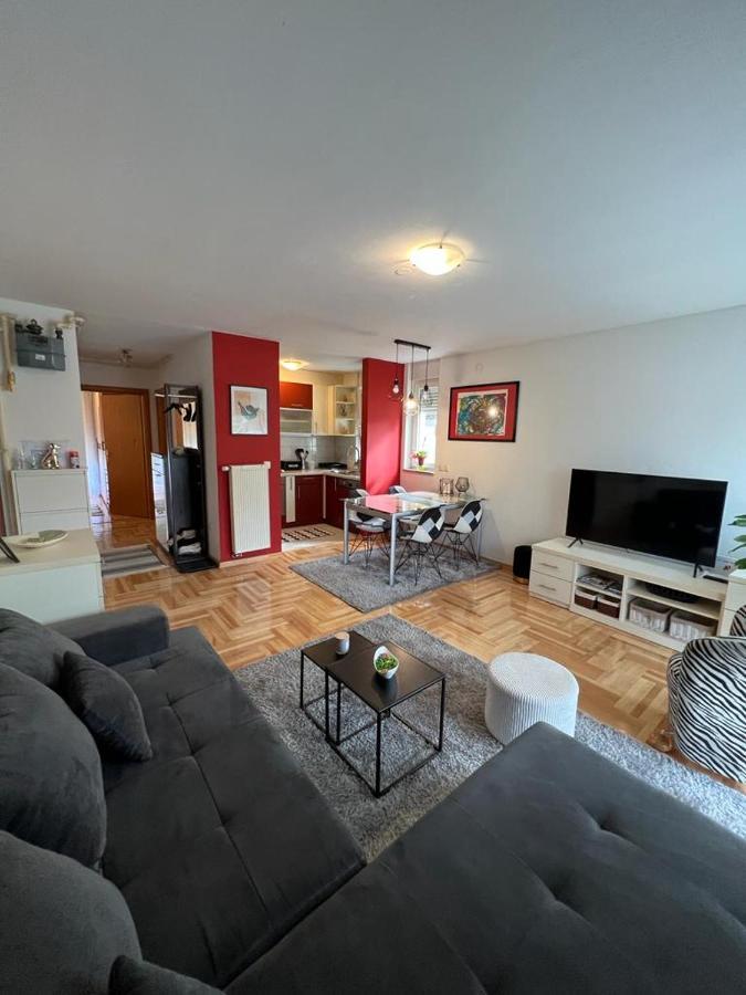 Apartman West - Private Parking Place Zagreb Eksteriør billede